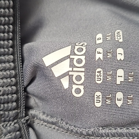 Adidas Active Shorts - Picture 4 of 4